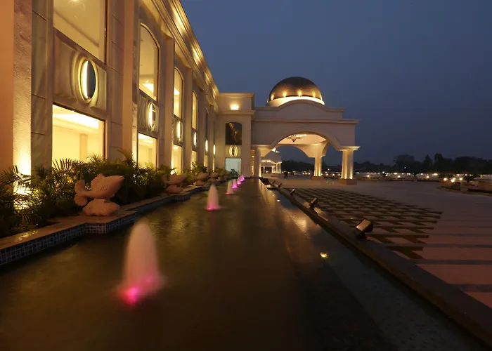 Ramada By Wyndham Lucknow Hotel And Convention Center